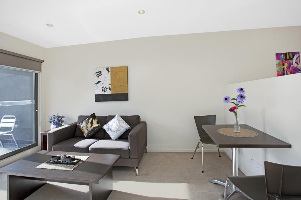 Astra Apartments Glen Waverley @Viqi ภายนอก รูปภาพ